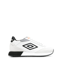 Sneakers basse bianche e nere di Umbro Projects
