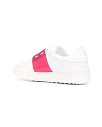 Sneakers basse bianche e rosa di Valentino