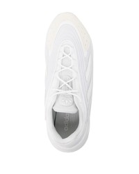 Sneakers basse bianche di adidas