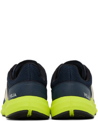 Sneakers basse blu scuro di Veja