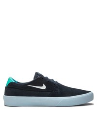 Sneakers basse blu scuro di Nike