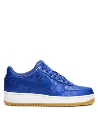 Sneakers basse di raso blu di Nike