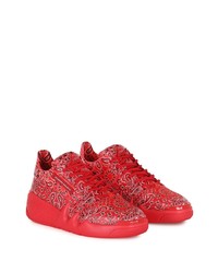 Sneakers basse di raso stampate rosse di Giuseppe Zanotti
