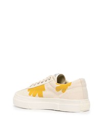 Sneakers basse di tela a fiori beige di Stepney Workers Club