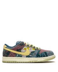 Sneakers basse di tela a fiori multicolori di Nike