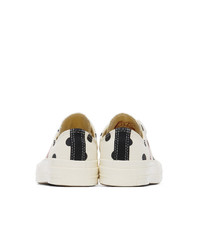 Sneakers basse di tela a pois bianche e nere di Comme Des Garcons Play