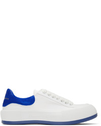 Sneakers basse di tela bianche e blu di Alexander McQueen
