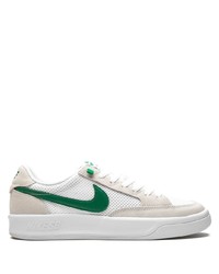 Sneakers basse di tela bianche e verdi di Nike