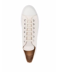 Sneakers basse di tela bianche di Common Projects