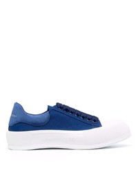 Sneakers basse di tela blu scuro di Alexander McQueen