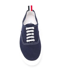 Sneakers basse di tela blu scuro di Thom Browne