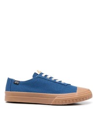 Sneakers basse di tela blu di Camper