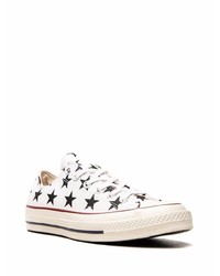 Sneakers basse di tela con stelle bianche e nere di Converse