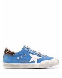 Sneakers basse di tela con stelle blu