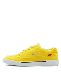 Sneakers basse di tela gialle di Nike