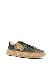 Sneakers basse di tela mimetiche verde oliva di Puraai