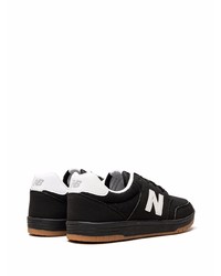 Sneakers basse di tela nere e bianche di New Balance