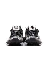 Sneakers basse di tela nere e bianche di adidas x Missoni