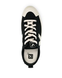 Sneakers basse di tela nere e bianche di Veja