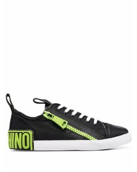 Sneakers basse di tela nere di Moschino