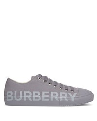 Sneakers basse di tela stampate grigie di Burberry