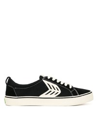 Sneakers basse di tela stampate nere e bianche di Cariuma