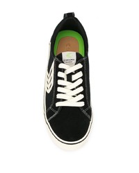 Sneakers basse di tela stampate nere e bianche di Cariuma