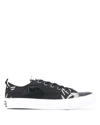 Sneakers basse di tela stampate nere e bianche di McQ Swallow