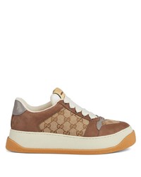 Sneakers basse di tela terracotta di Gucci