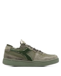 Sneakers basse di tela verde oliva di Diadora