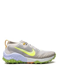 Sneakers basse di tela verde oliva di Nike