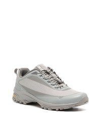 Sneakers basse grigie di Norse Projects