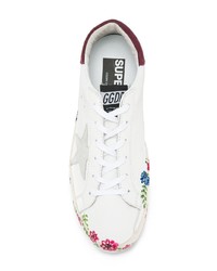 Sneakers basse in pelle a fiori bianche di Golden Goose Deluxe Brand