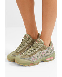 Sneakers basse in pelle a fiori verde oliva di Nike