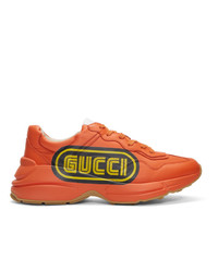 Sneakers basse in pelle arancioni di Gucci