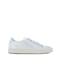 Sneakers basse in pelle argento di Common Projects