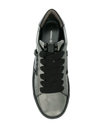 Sneakers basse in pelle argento di Kennel + Schmenger