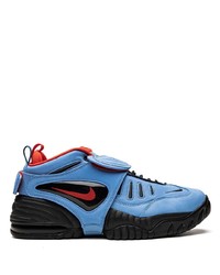 Sneakers basse in pelle azzurre di Nike