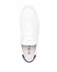 Sneakers basse in pelle bianche e blu scuro di D.A.T.E