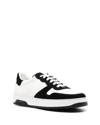 Sneakers basse in pelle bianche e nere di Tagliatore