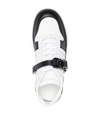 Sneakers basse in pelle bianche e nere di 1017 Alyx 9Sm