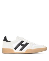 Sneakers basse in pelle bianche e nere di Hogan