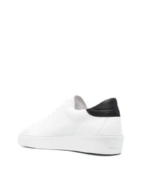 Sneakers basse in pelle bianche e nere di D.A.T.E