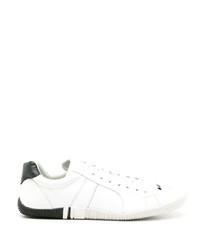 Sneakers basse in pelle bianche e nere di OSKLEN