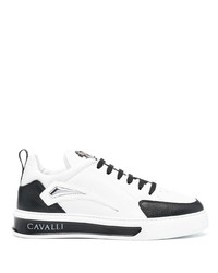 Sneakers basse in pelle bianche e nere di Roberto Cavalli