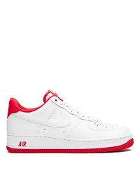 Sneakers basse in pelle bianche e rosse di Nike
