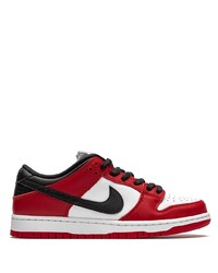 Sneakers basse in pelle bianche e rosse di Nike