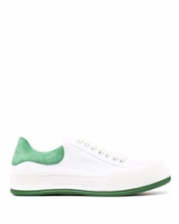 Sneakers basse in pelle bianche e verdi di Alexander McQueen