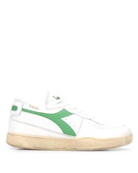 Sneakers basse in pelle bianche e verdi di Diadora