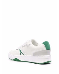 Sneakers basse in pelle bianche e verdi di Lacoste